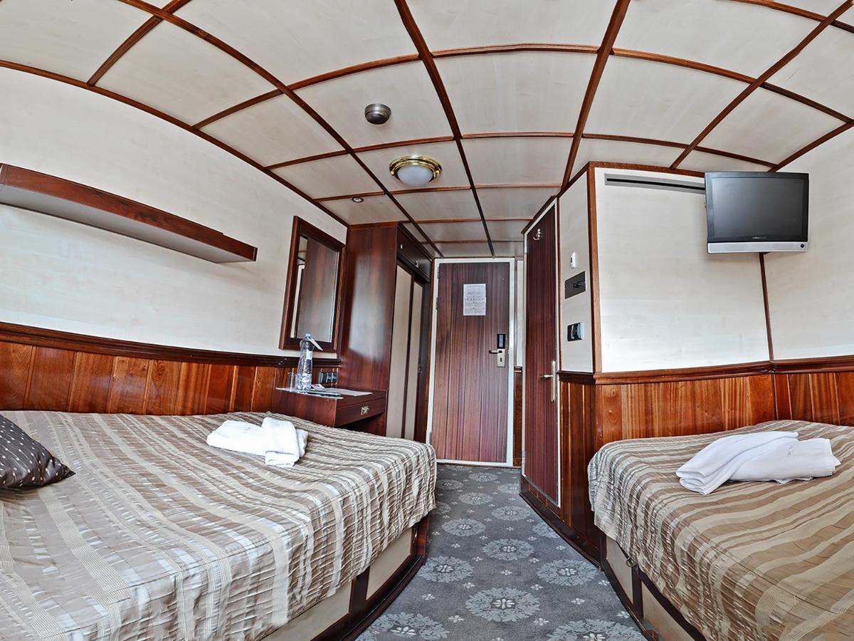 Florentina boat Litoměřice Exterior foto